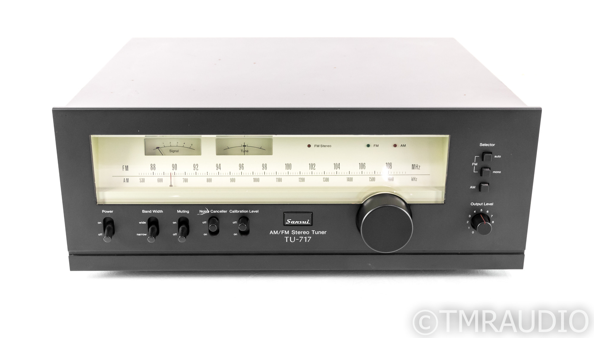 Sansui TU-717 Vintage AM / FM Tuner