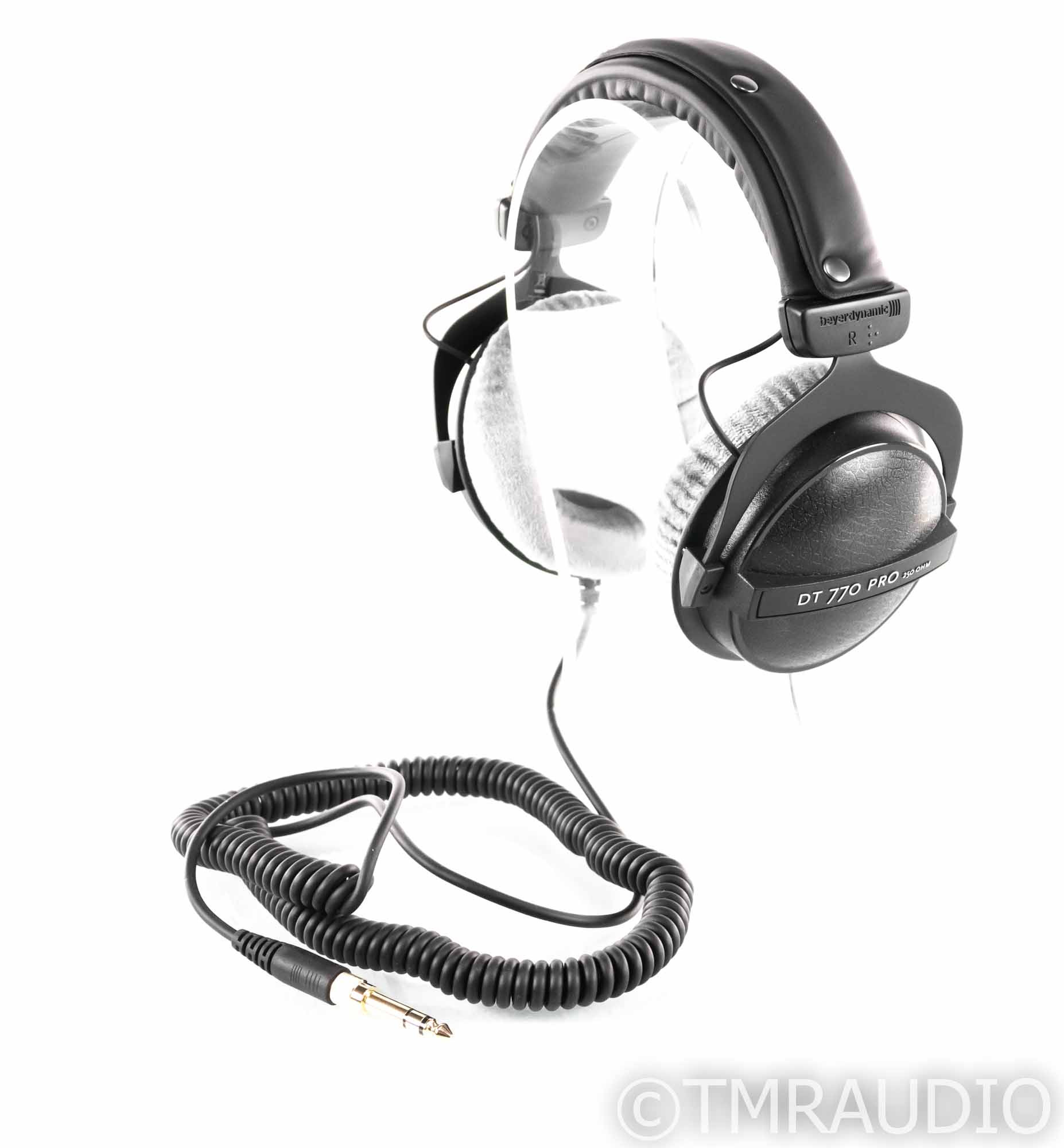 Beyerdynamic DT 770 PRO 250 Ohm Closed Back Headphones