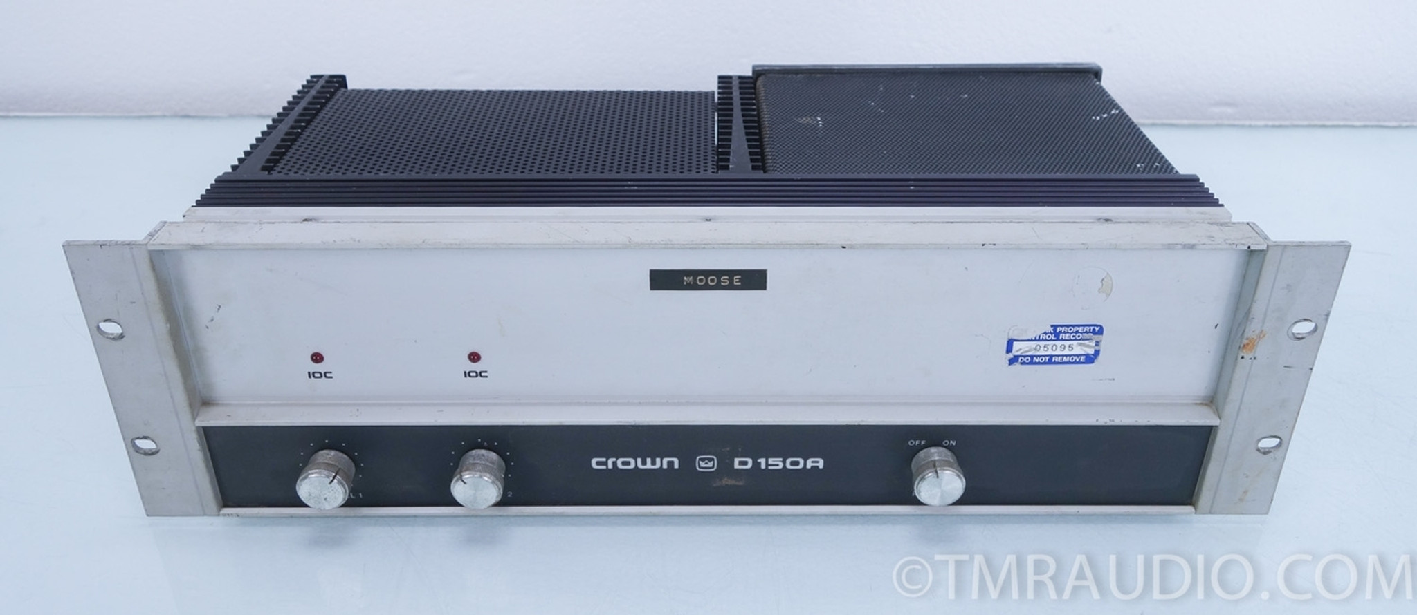 Crown D150a Stereo or Mono Power Amplifier; AS-IS