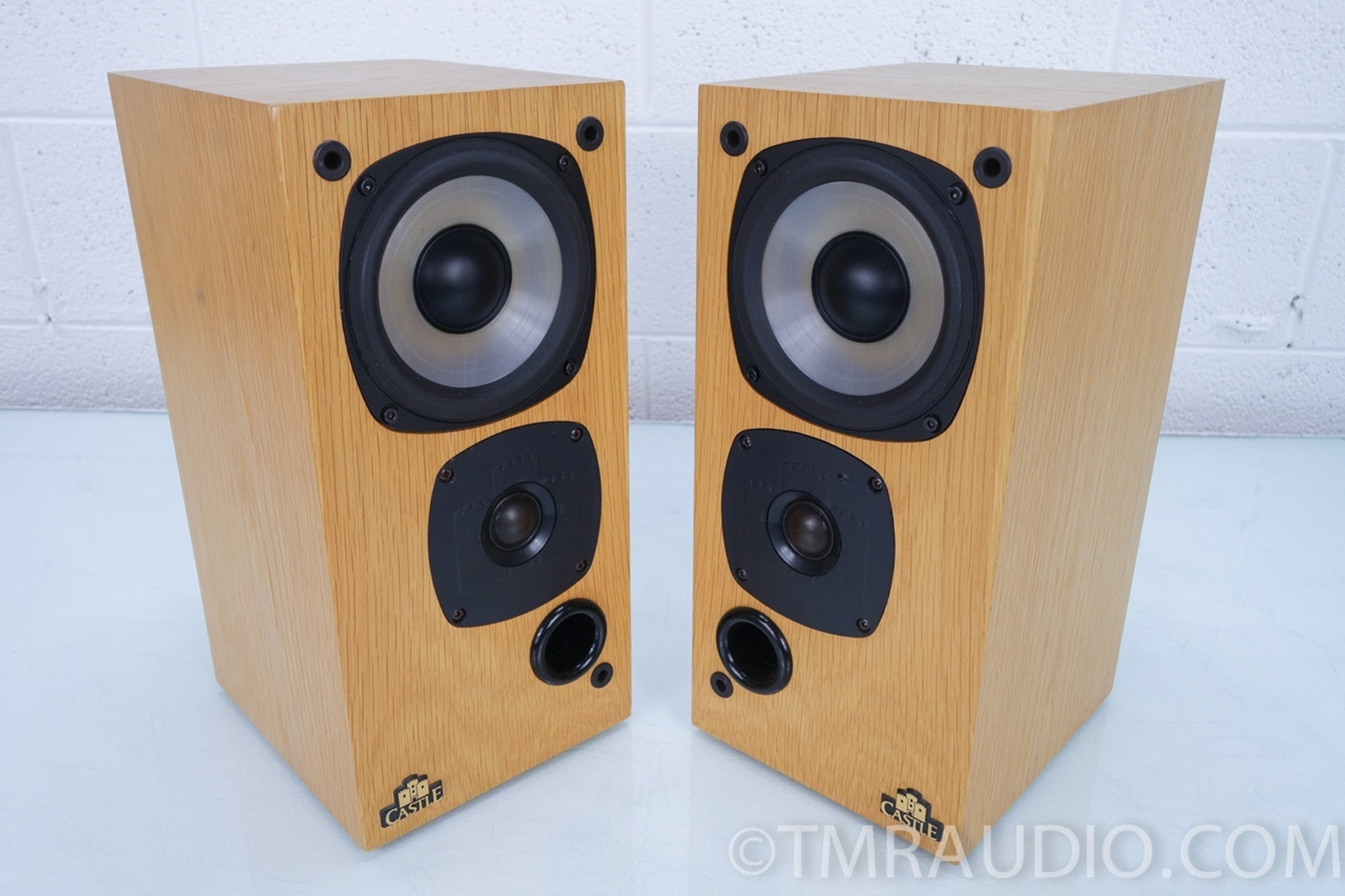 Castle Acoustics Isis Bookshelf Speakers; Excellent Pair