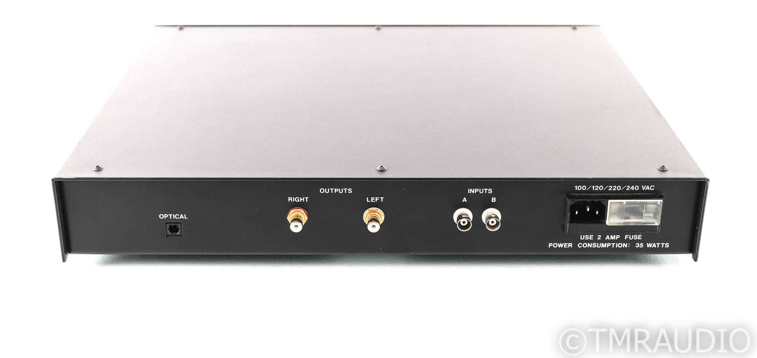 Wadia DigiMaster X32 DAC; D/A Converter; X-32 - The Music Room 