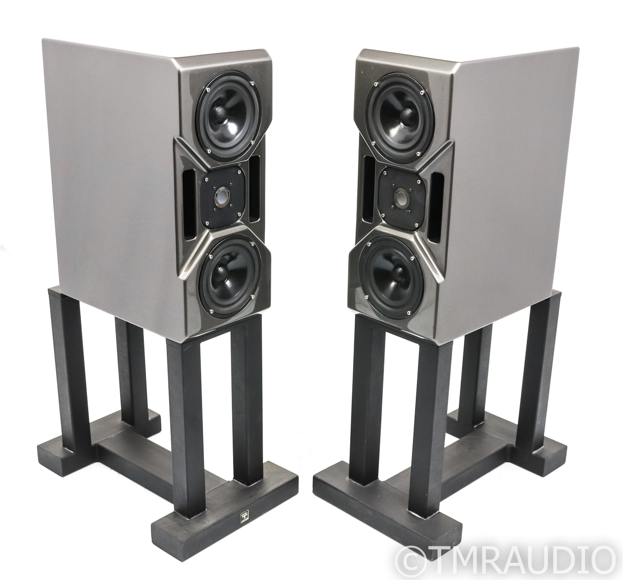 Wilson Audio Cub Series 2 Bookshelf Speakers; Gloss Grey Pair; Sound Anchor  Stands