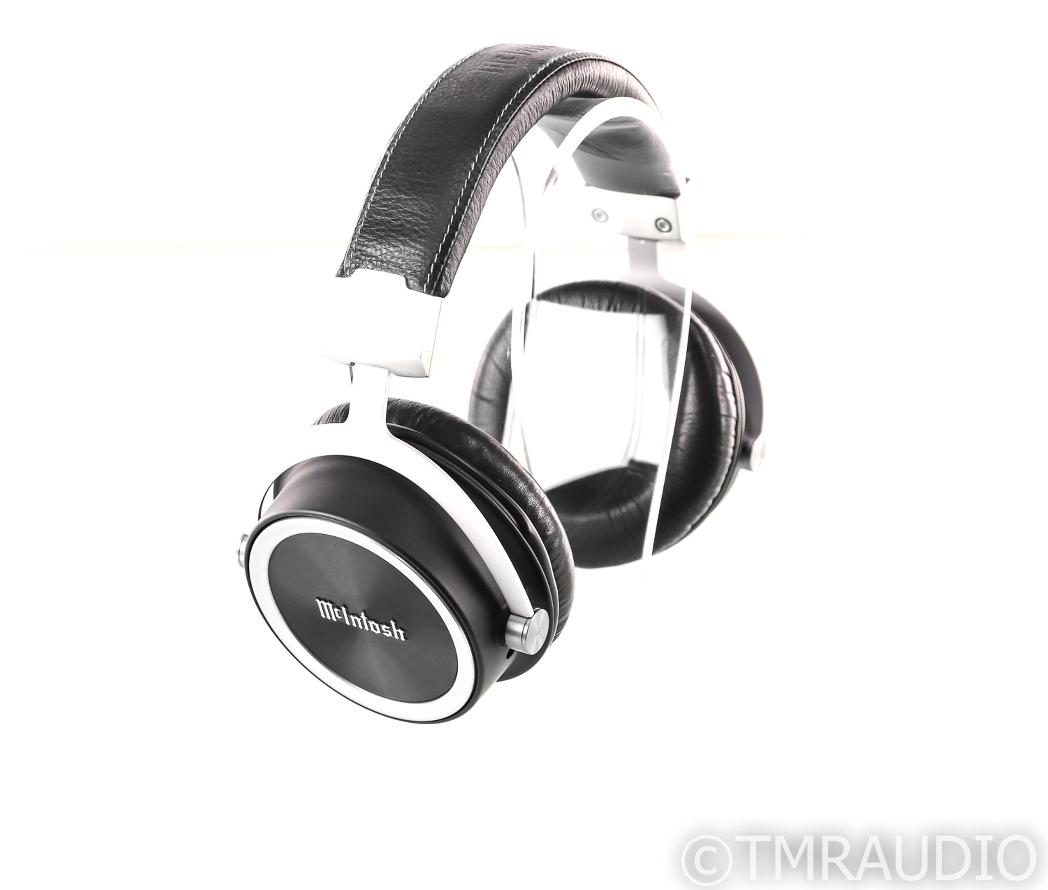 McIntosh MHP1000 Closed Back Headphones; MHP-1000 (SOLD)