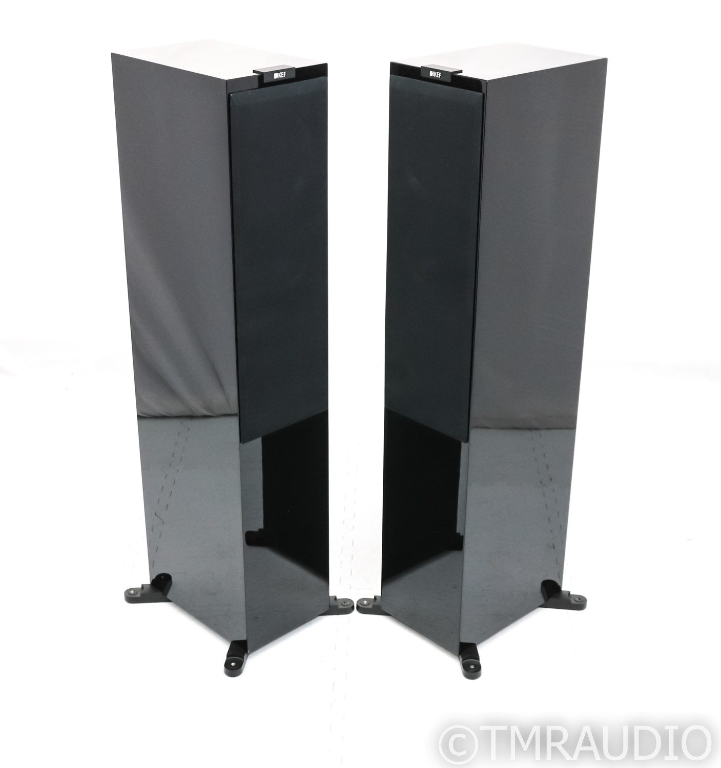 KEF R700 Floorstanding Speakers