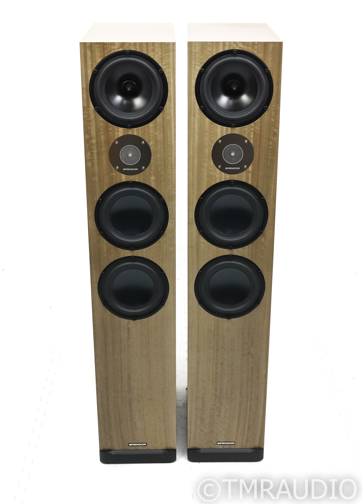 spendor d9 with naim