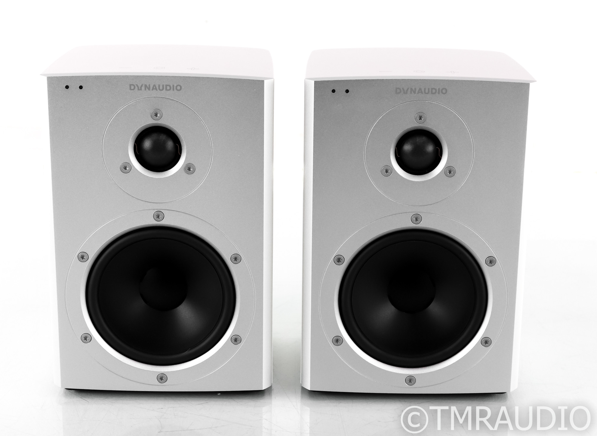Dynaudio Xeo 2 Powered Wireless Bookshelf Speakers