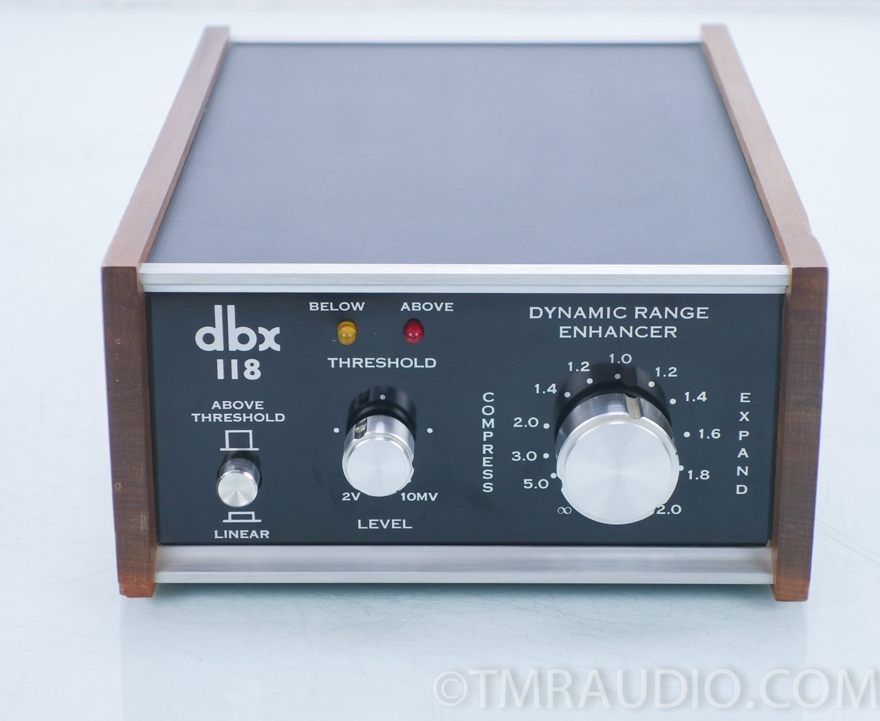 dbx 118 Vintage Linear Dynamic Range Enhancer
