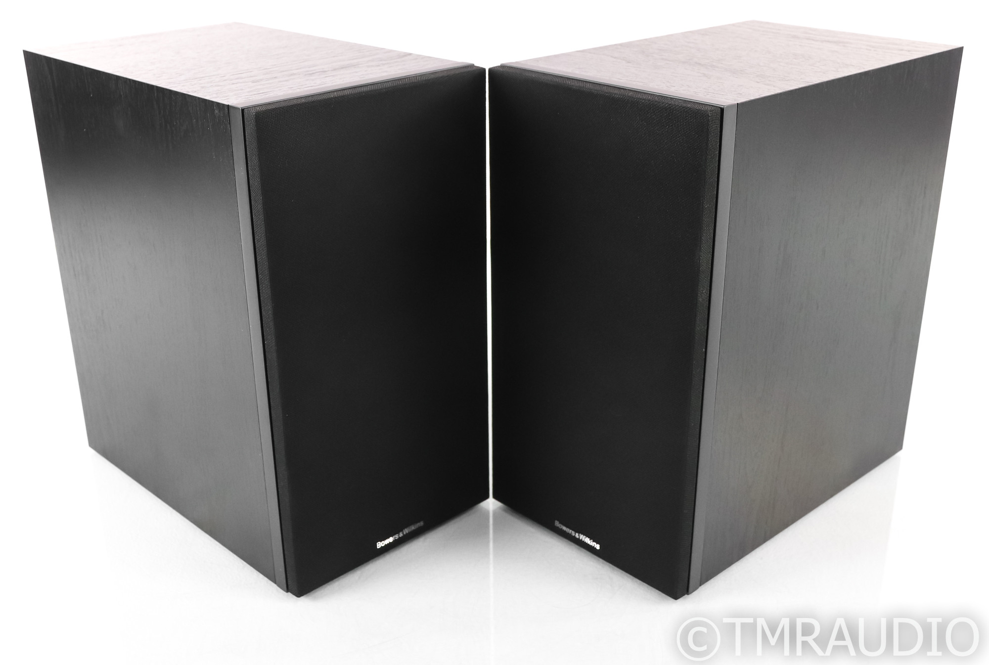 B&W 685 S2 Bookshelf Speakers; 685S2; Black Ash Pair - The Music Room