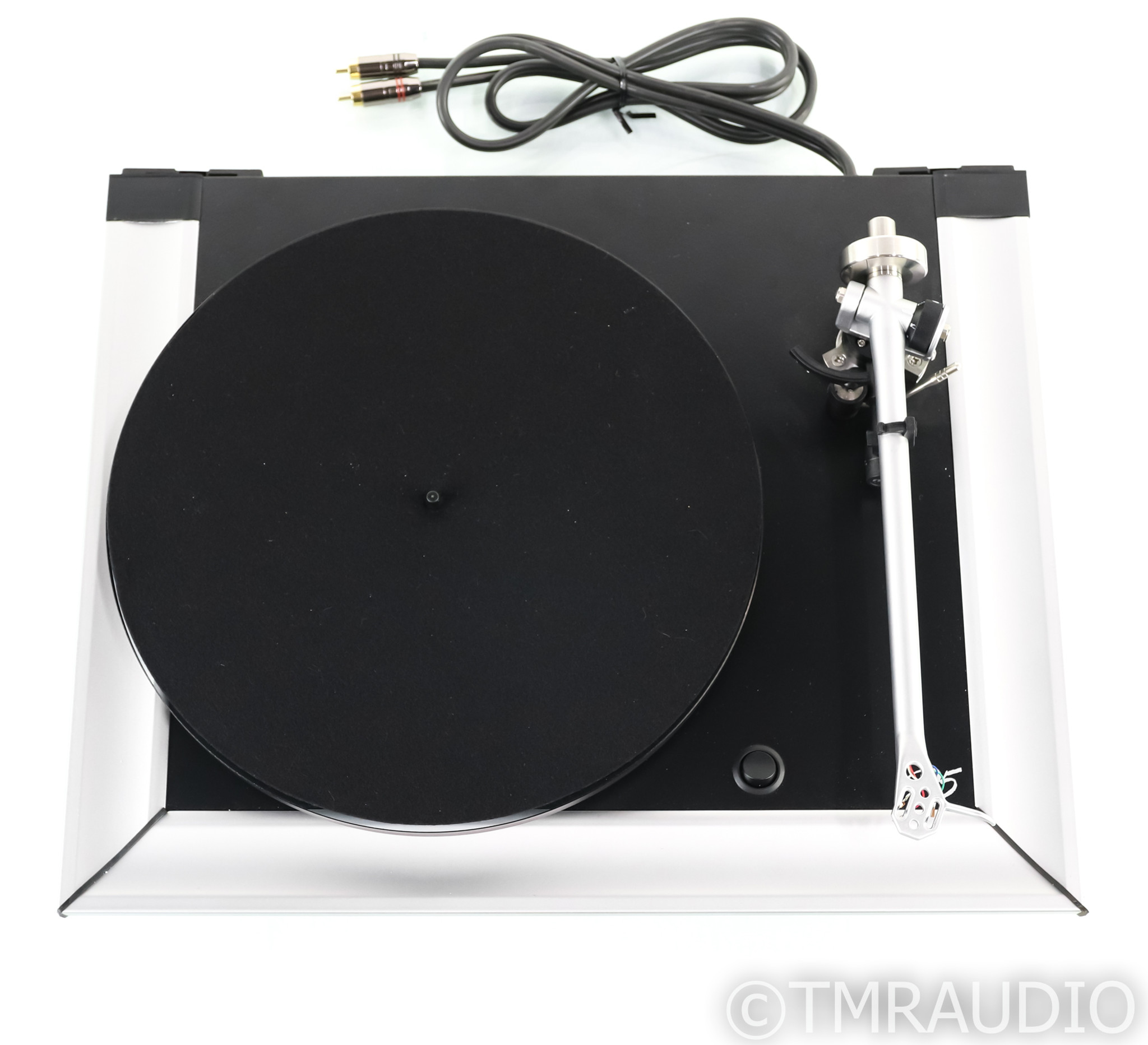 Rega Planar 5 Belt Drive Turntable; P5; RB700 Tonearm (No Cartridge)