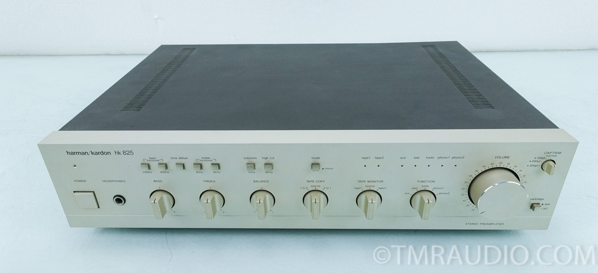 Harman Kardon HK825 Vintage Stereo Preamplifier