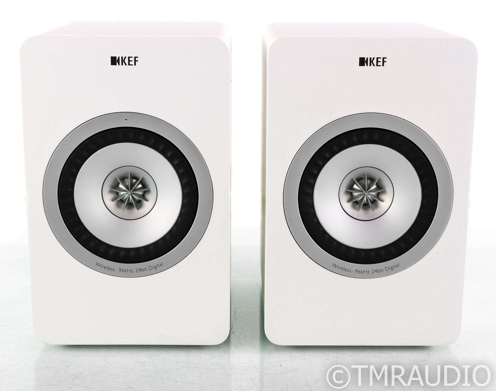 KEF X300A Powered Wireless Bookshelf Speakers; X300A; White Pair