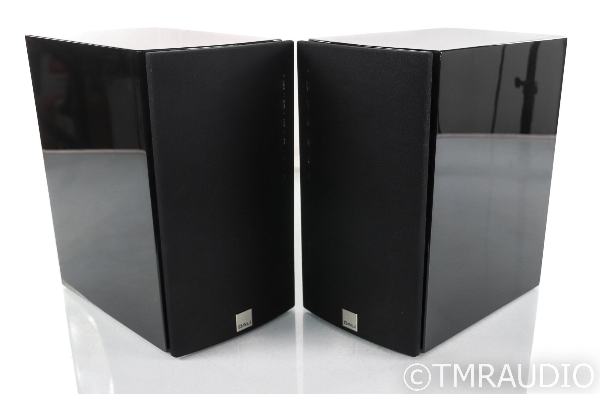 Dali Rubicon 2 Bookshelf Speakers