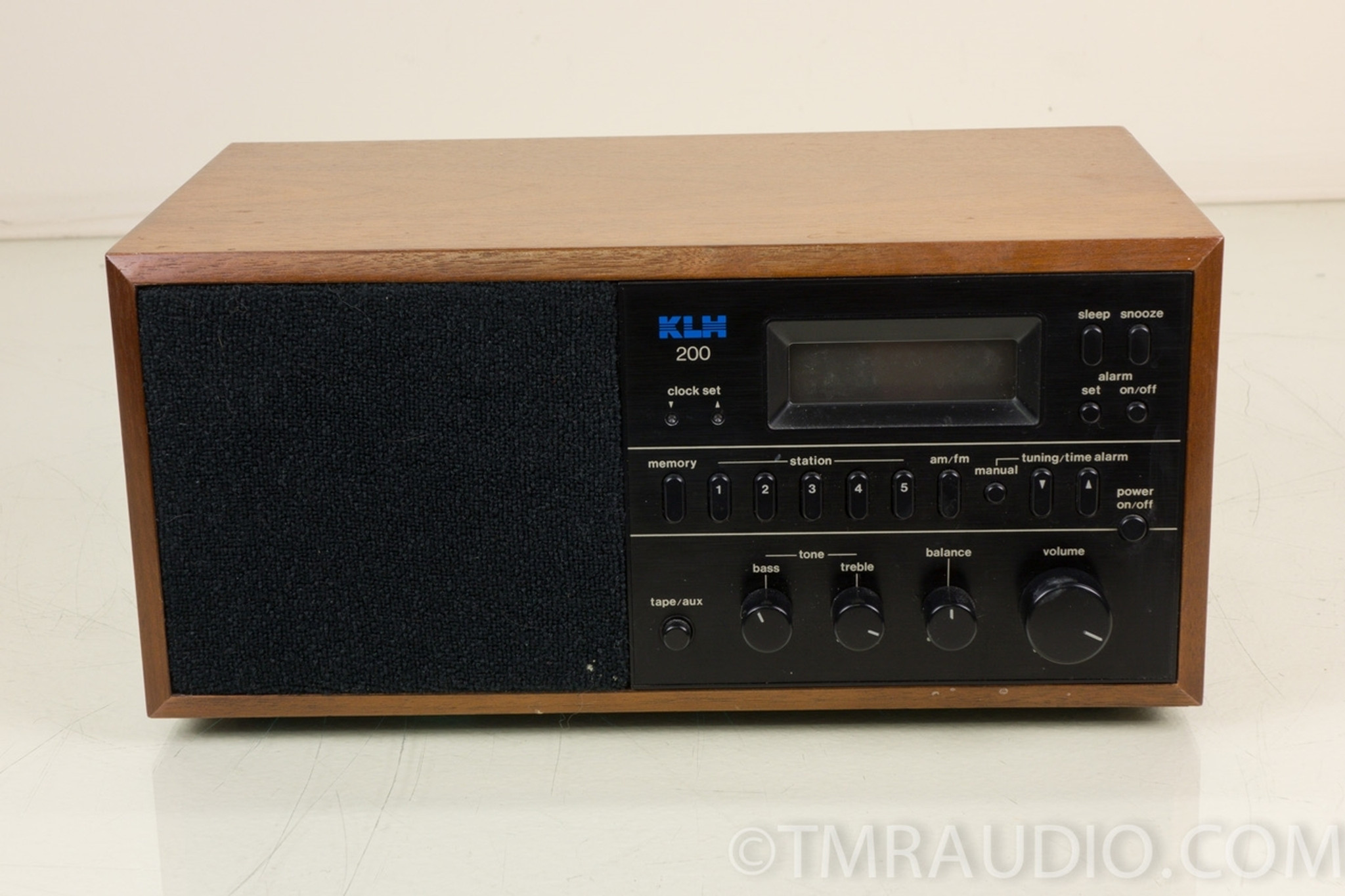 KLH AM/FM Stereo Table Top Clock Radio KLH200 The Music Room