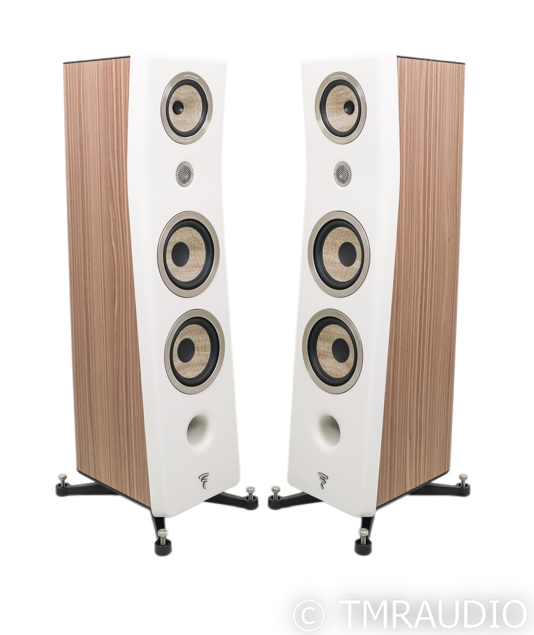 Focal Kanta N3 Floorstanding Speakers; Walnut Ivory Pair (Open Box) - The  Music Room