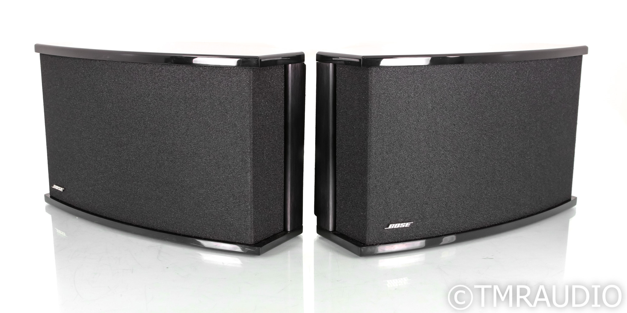 Bose 901 Series VI Concerto Stand-Mount Speakers; Series Piano Pair w/ Equalizer - The Room