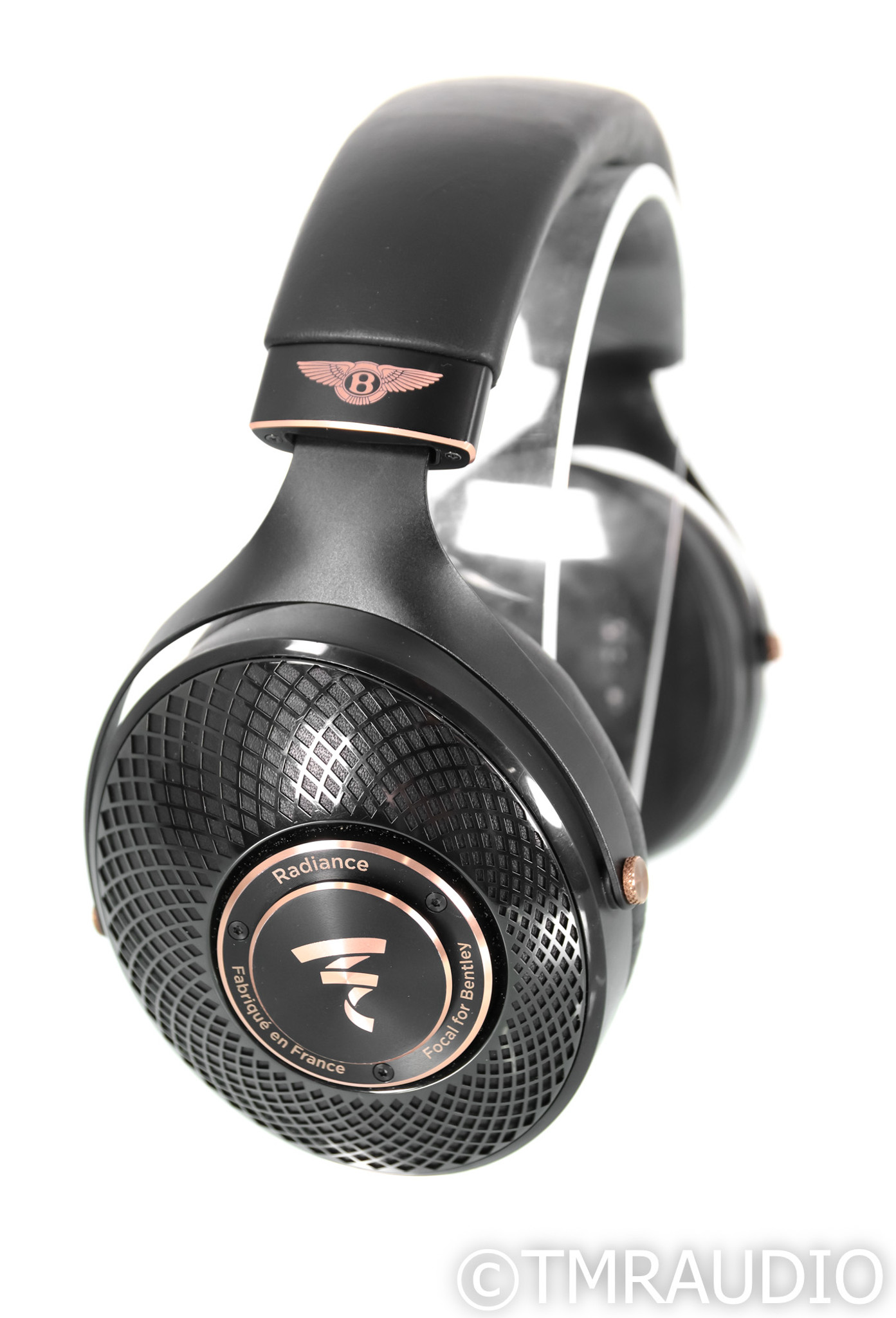 Focal Radiance Closed Back Headphones; Focal for Bentley (1/8)