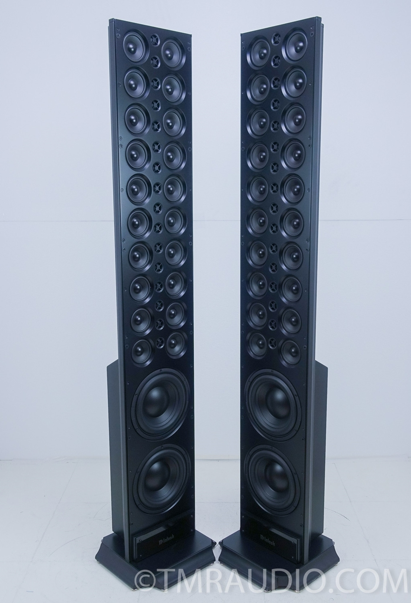 McIntosh XRT-28 Floorstanding Speakers 