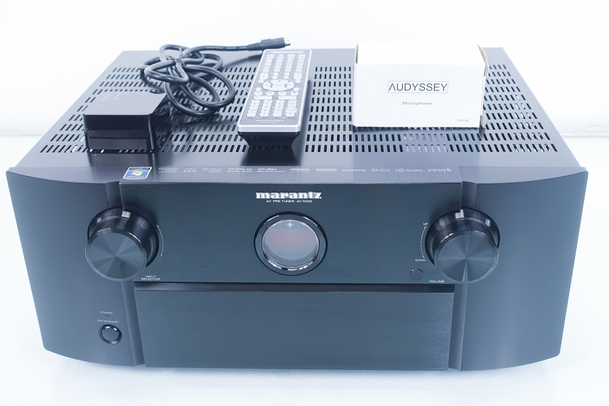 Marantz AV 7005 Preamplifier / Processor in Factory Box