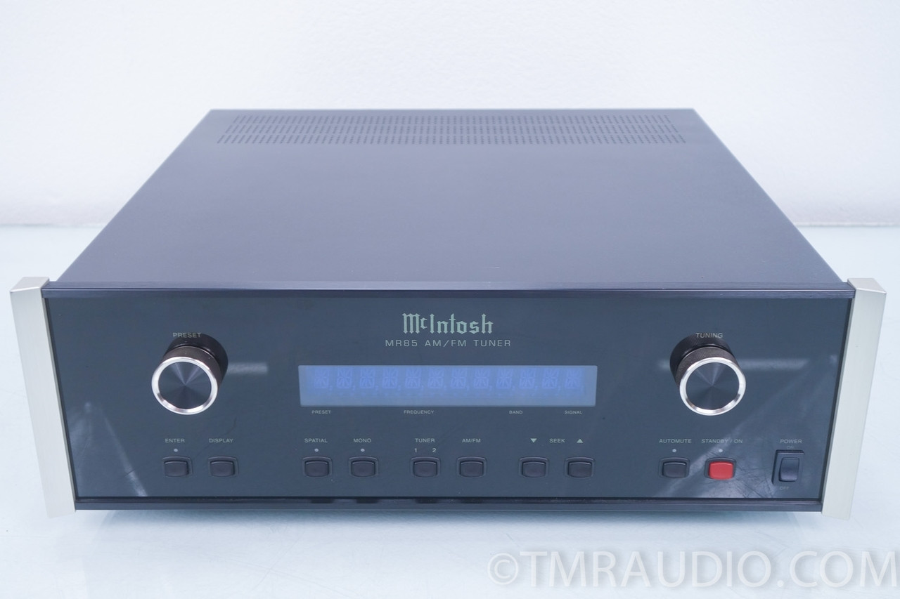 McIntosh MR85 AM / FM Digital Tuner in Factory Box;