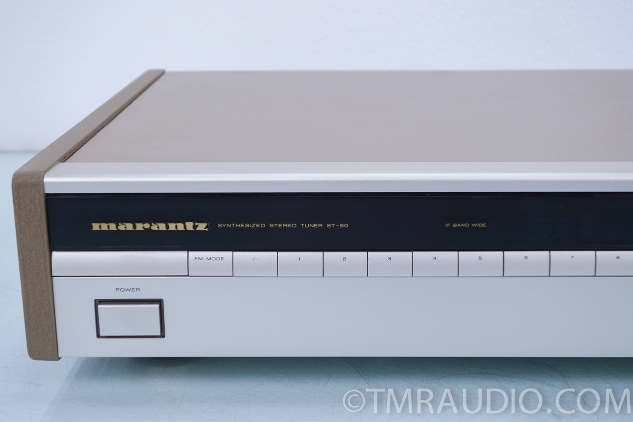 Marantz ST-50 Synthesized FM / AM Stereo Tuner - The Music Room