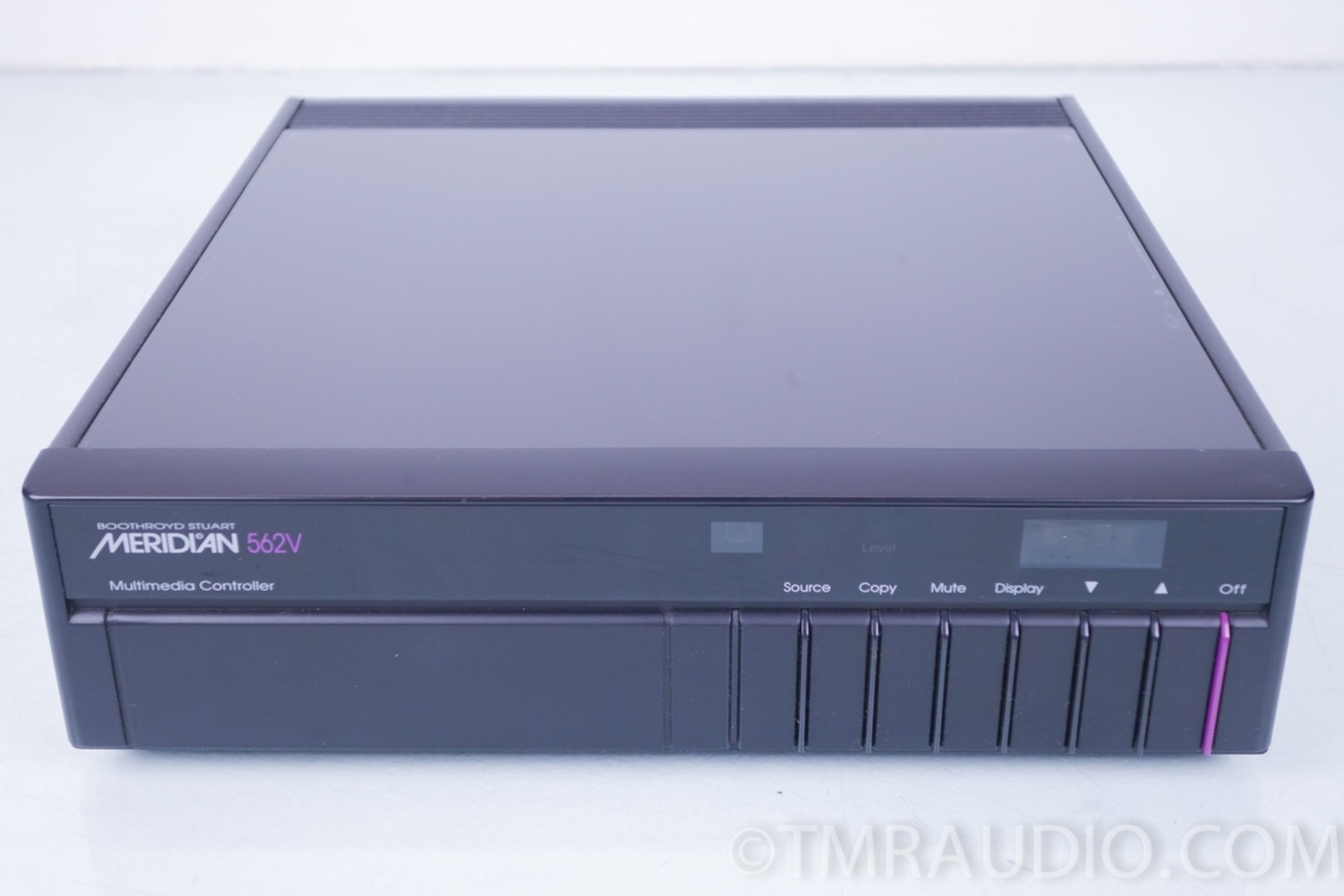 Meridian 562v Digital Processor / Multimedia Controller The Music Room