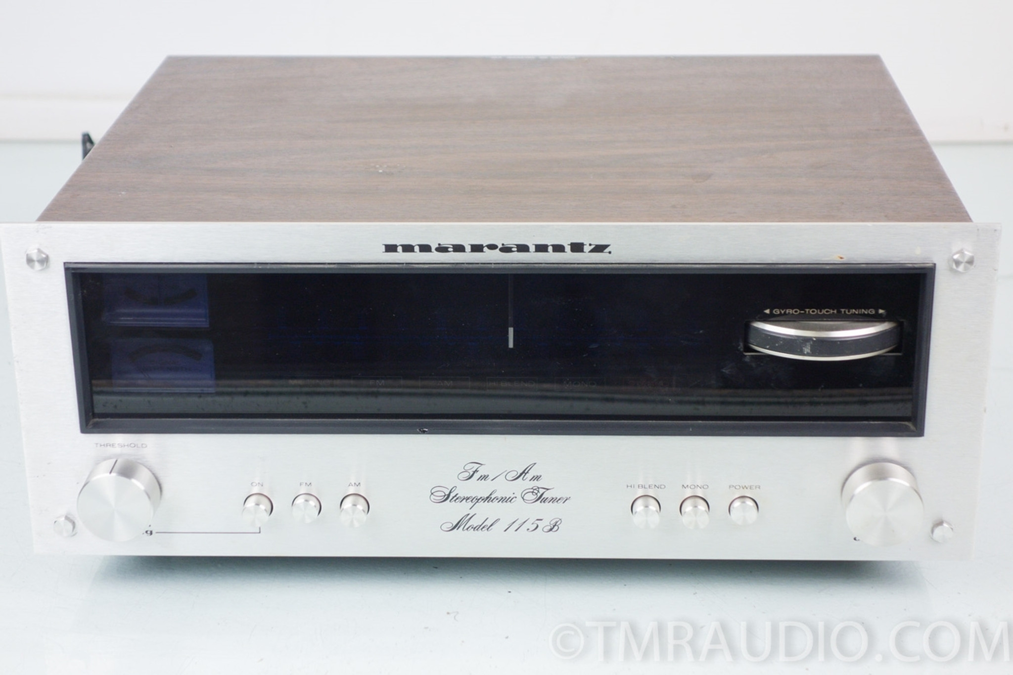 Marantz 115b Vintage AM / FM Tuner in Factory Box