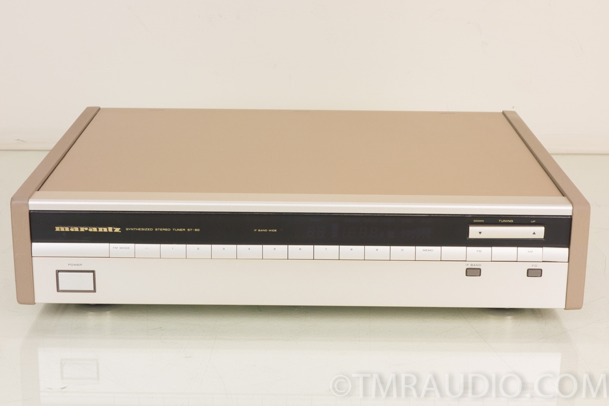 Marantz ST-50u ST50 Digital Synthesized Stereo AM / FM Tuner