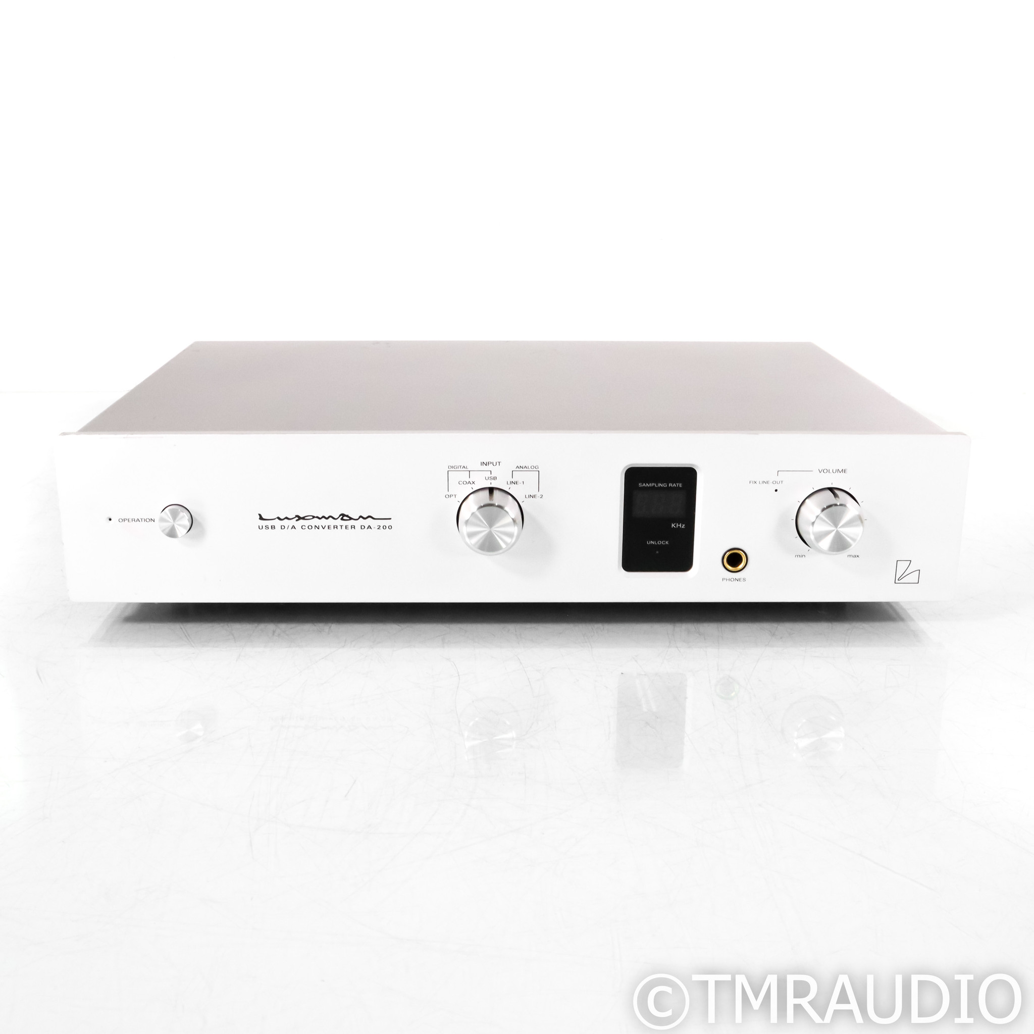 アキアカネ Luxman USB-DAC  DA-200 Luxman DA-200 DAC; D/A Converter - The Music Room