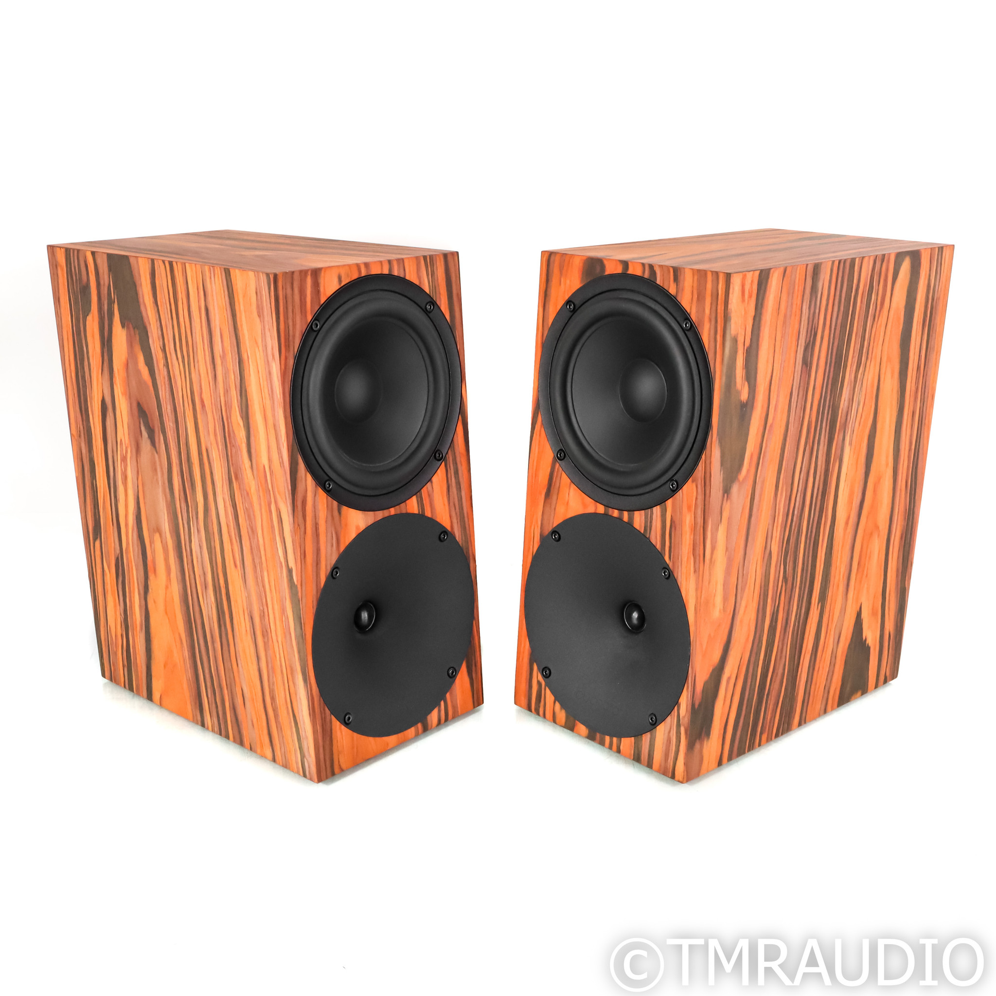 Buchardt Audio S400 MKII Signature Edition Bookshelf Speakers