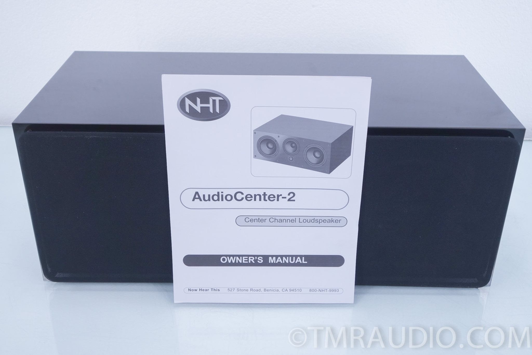 nht audiocenter 2