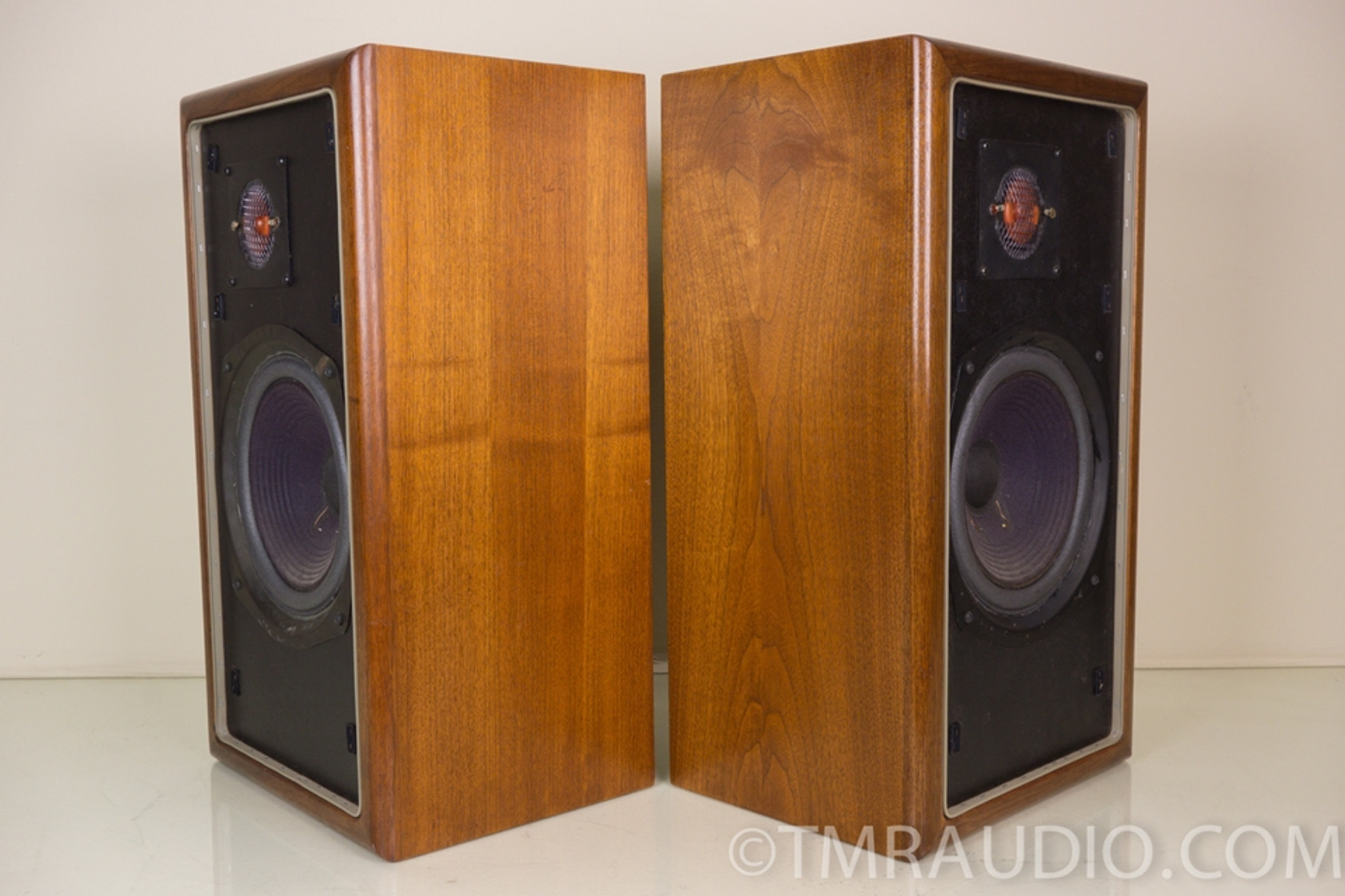 large advent speaker review