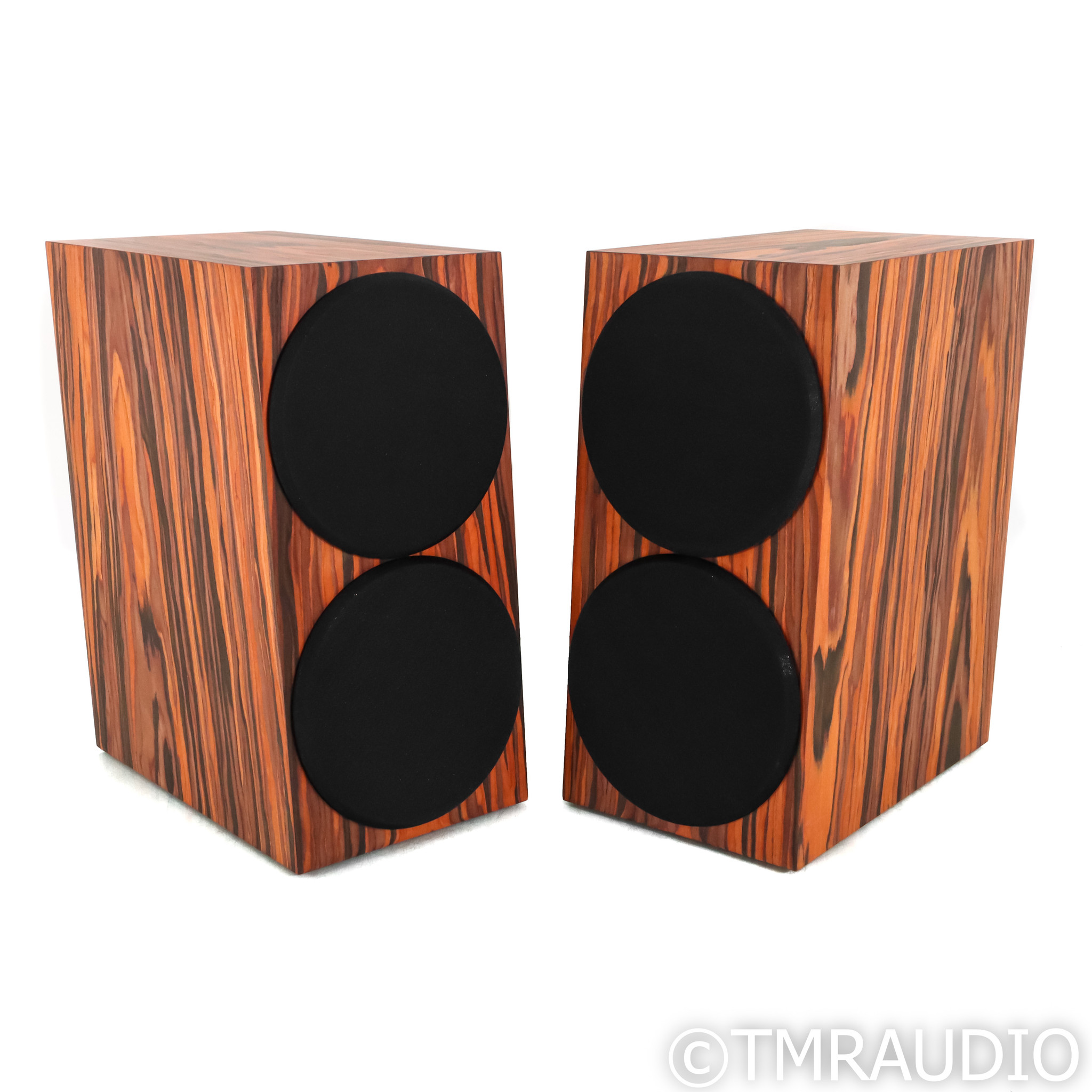 Buchardt Audio S400 MKII Signature Edition Bookshelf Speakers
