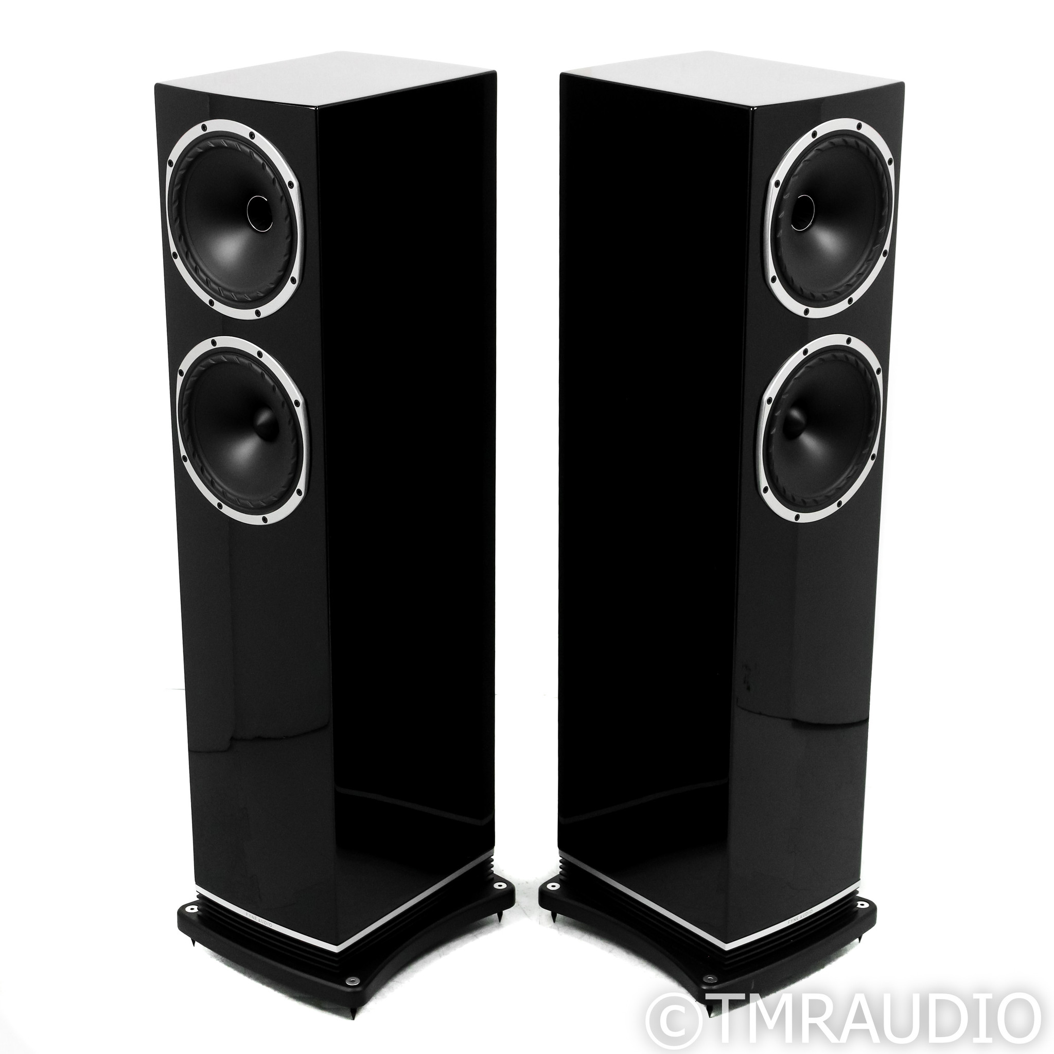 Fyne Audio F502 Floorstanding Speakers