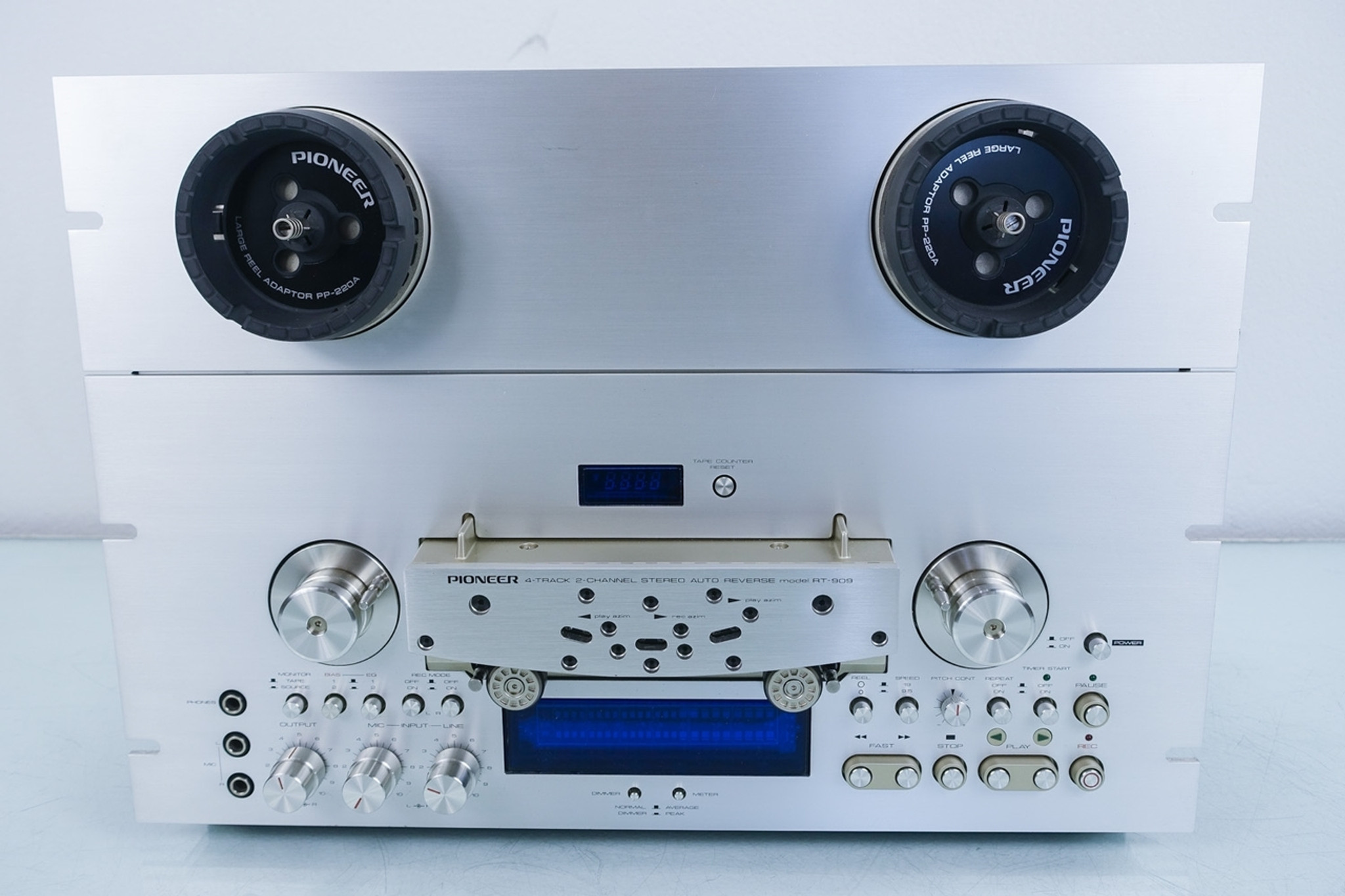 Pioneer RT 909