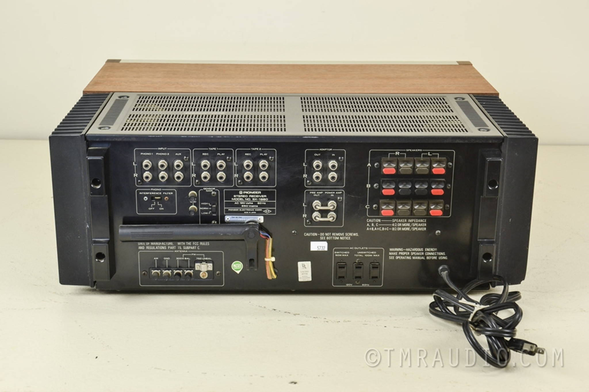 Pioneer SX1980 Vintage AM / FM Stereo Receiver The 270 Watt / Ch
