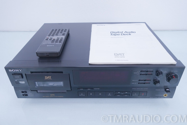 Sony DTC-670 DAT Digital Audio Cassette Recorder