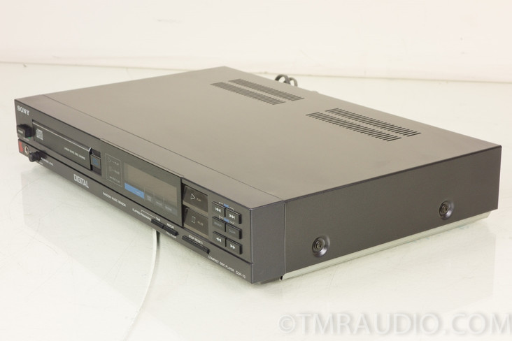 Sony Compact Disc Player CDP-70; Single Disc CD Player