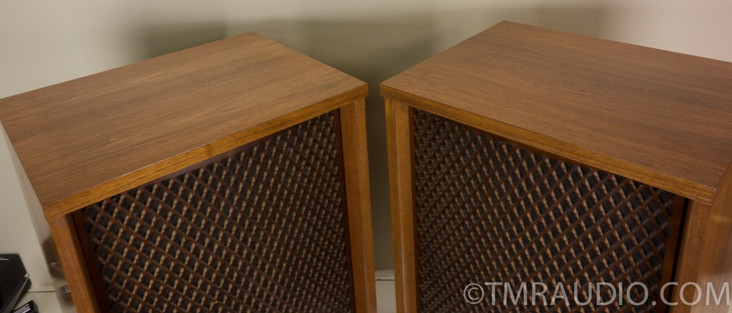 Sansui SP-5500 Vintage Speakers; Rare - Mint Condition