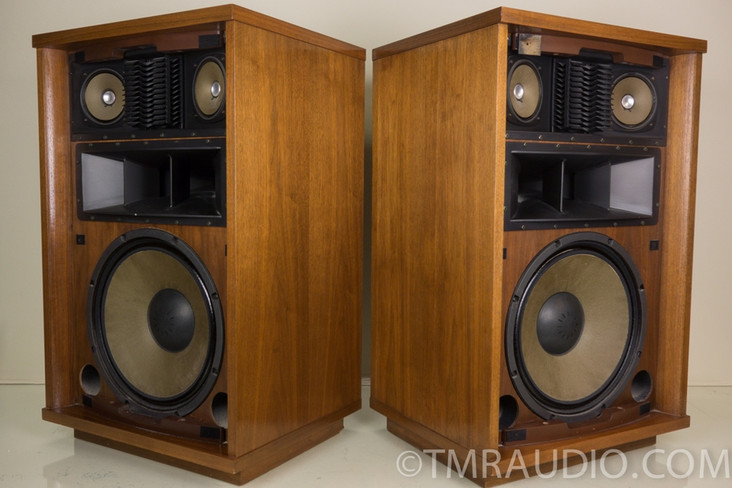 Sansui SP-5500 Vintage Speakers; Rare - Mint Condition