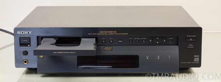 Sony DVP-S7000 DVD / CD Player