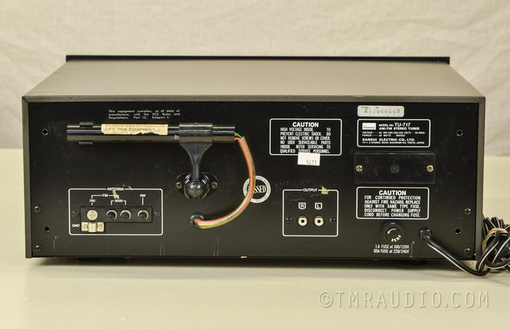 Sansui TU-717 Vintage AM / FM Analog Tuner