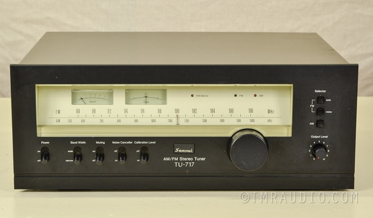 Sansui TU-717 Vintage AM / FM Analog Tuner