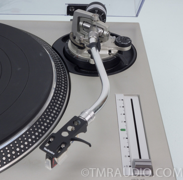 Technics SL-1200MK2 Turntable w/ Stanton 681eee Cartridge; SL-1200