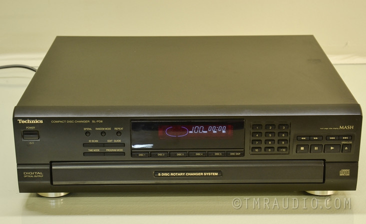 Technics SL-PD8 5 disc CD Changer / Player