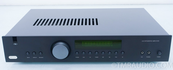 Arcam FMJ-A19 Integrated Amplifier in Factory Box