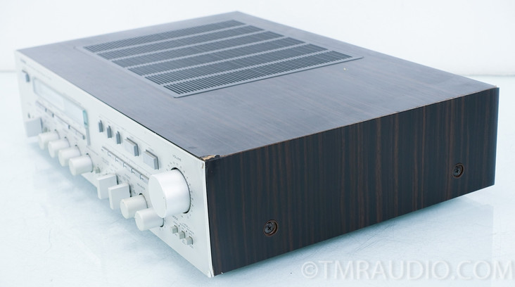 Yamaha R-1000 Vintage AM / FM Receiver