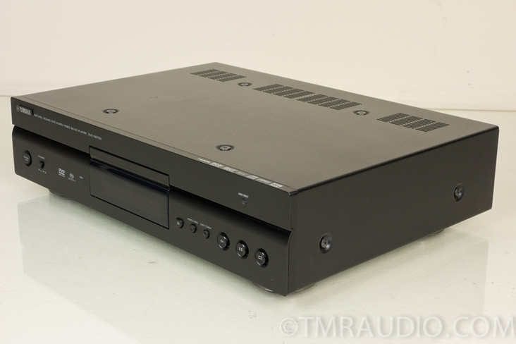 Yamaha DVD-S2700 DVD/CD/SACD/DVD-Audio player with 1080p video