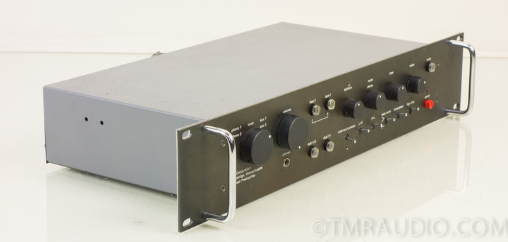 Apt Holman Stereo Preamplifier w/ Phono Preamp; Rack Mountable