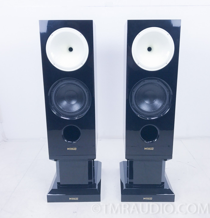 Sunny Cable Technology H2W8 Speakers; Pair; White Horns