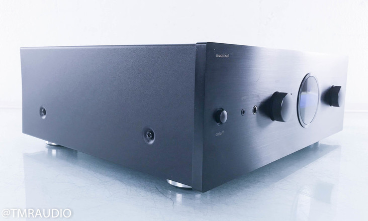 Music Hall a70.2 Integrated Stereo Amplifier; Remote